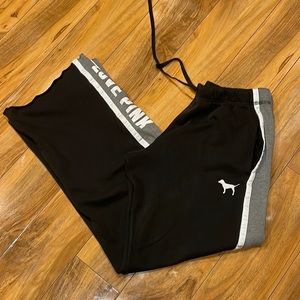 Size small Victoria’s Secret Pink sweatpants